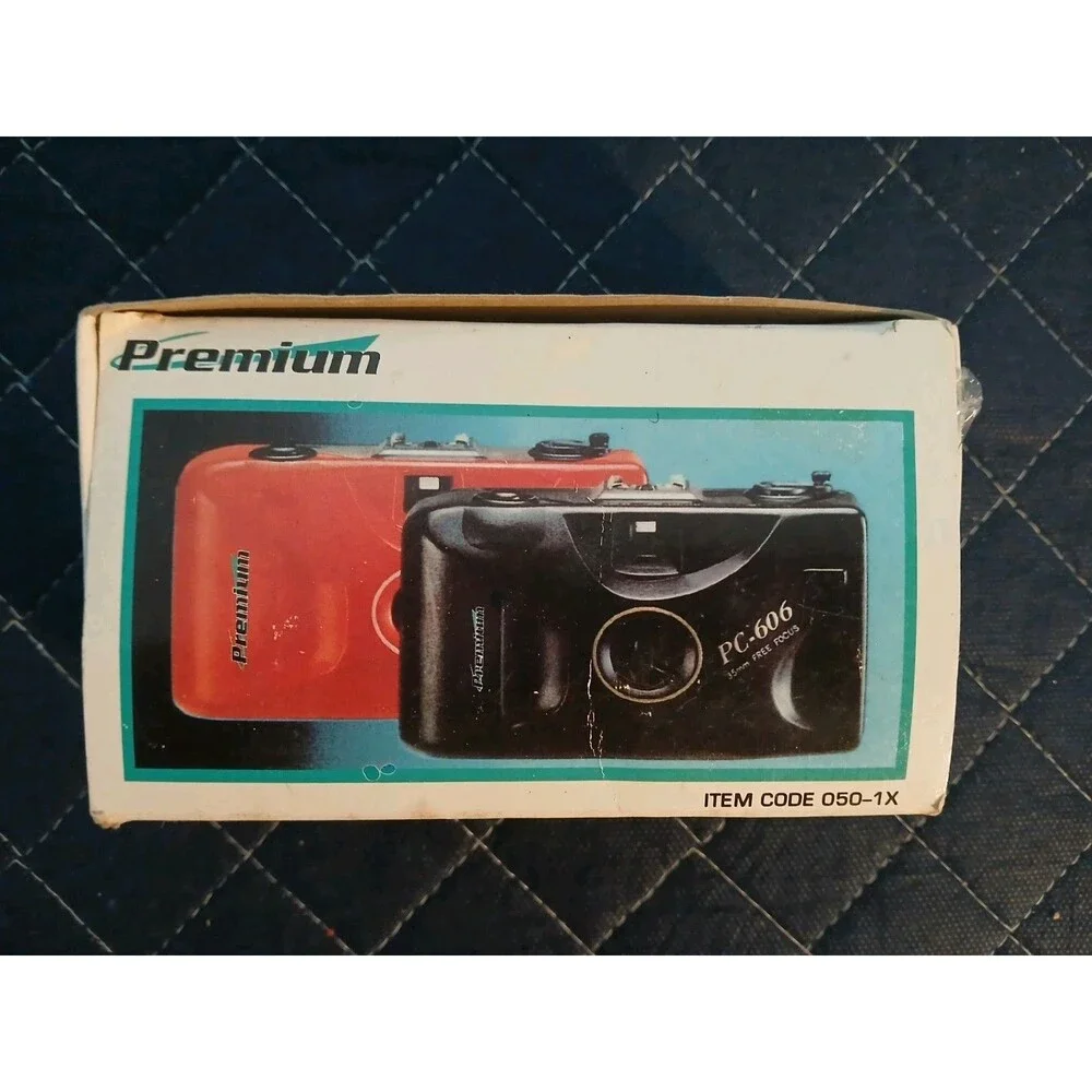 Premium Compact Camera 35mm Free Focus Vintage Photography PC-606 NEW